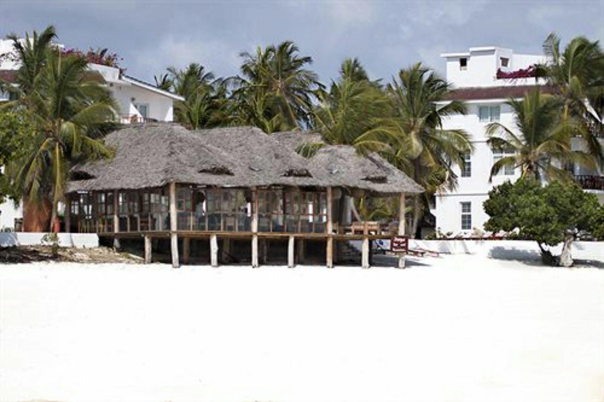 Albatross Ocean View Hotel Dongwe Exterior photo